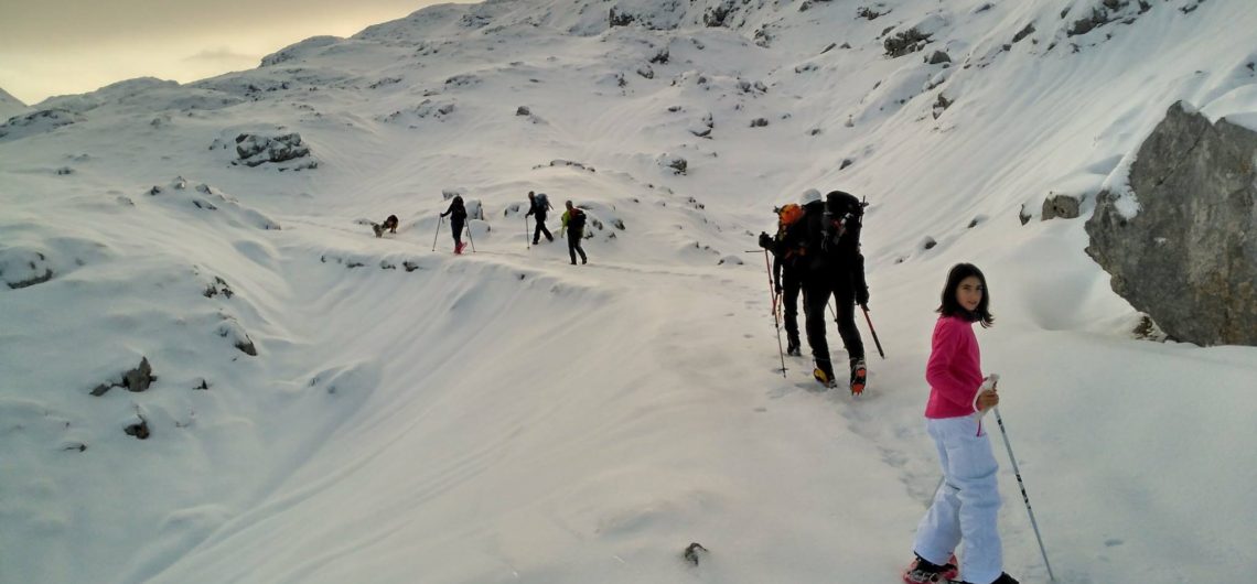 Raquetas de nieve en Picos de Europa.